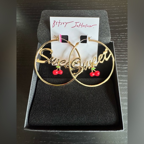 NEW Betsey Johnson Gold Red Sweet Cherry Hoop Earrings - Picture 7 of 8